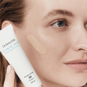 Dr Irena Eris Clinic Way Nawilżający Krem BB SPF 50, Light Beige, 30 ml