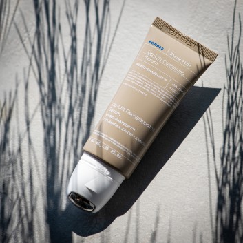 Korres 4D Bio-shapelift Black Pine Serum Konturujące linia szczęki + kości policzkowe + szyja, 40 ml, cena, opinie, wskazania