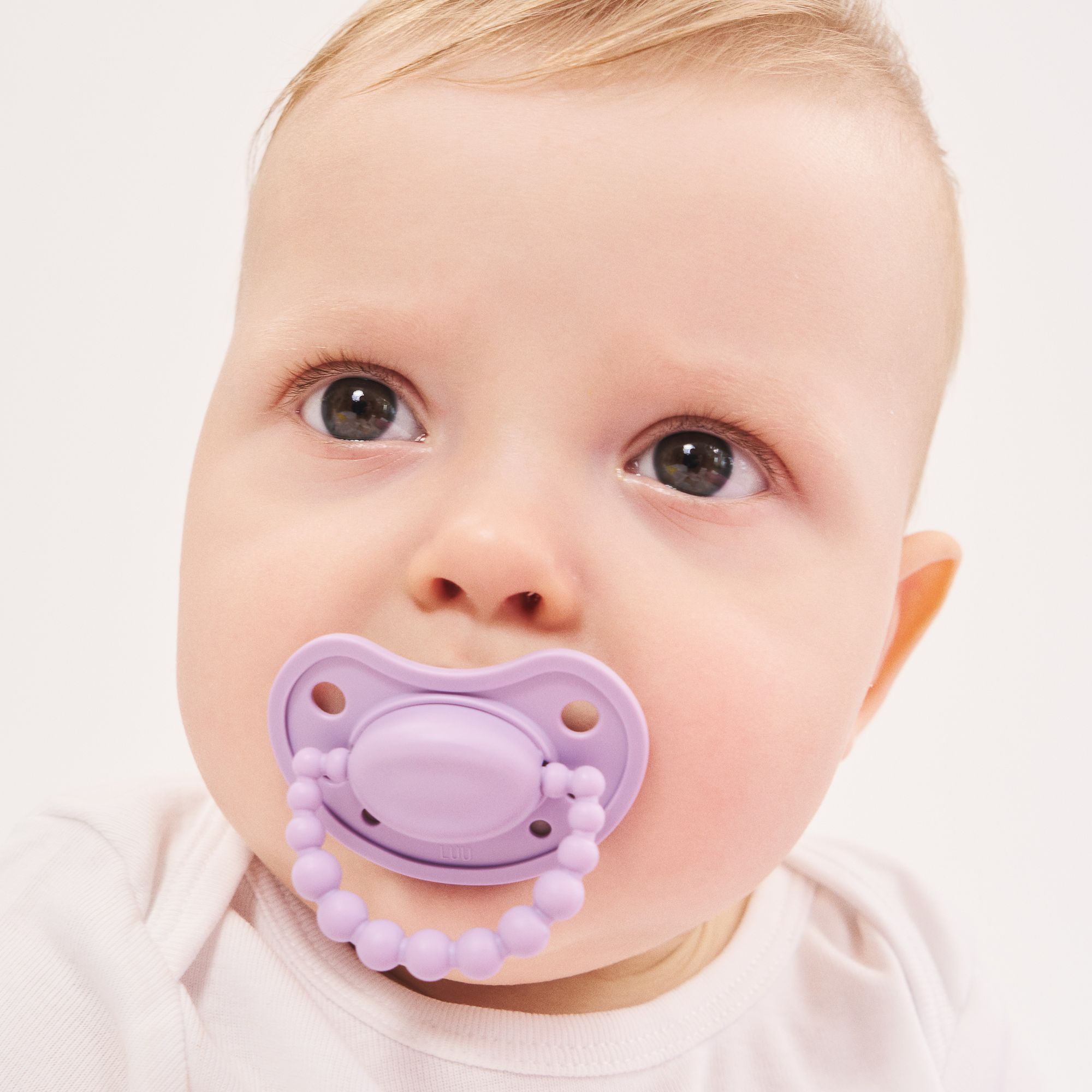 LUU Kids Smoczek pozycjonujący Fench Lavender 6m +, 1 sztuka