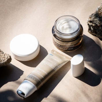 Korres 4D Bio-shapelift Black Pine Serum Konturujące linia szczęki + kości policzkowe + szyja, 40 ml, cena, opinie, wskazania