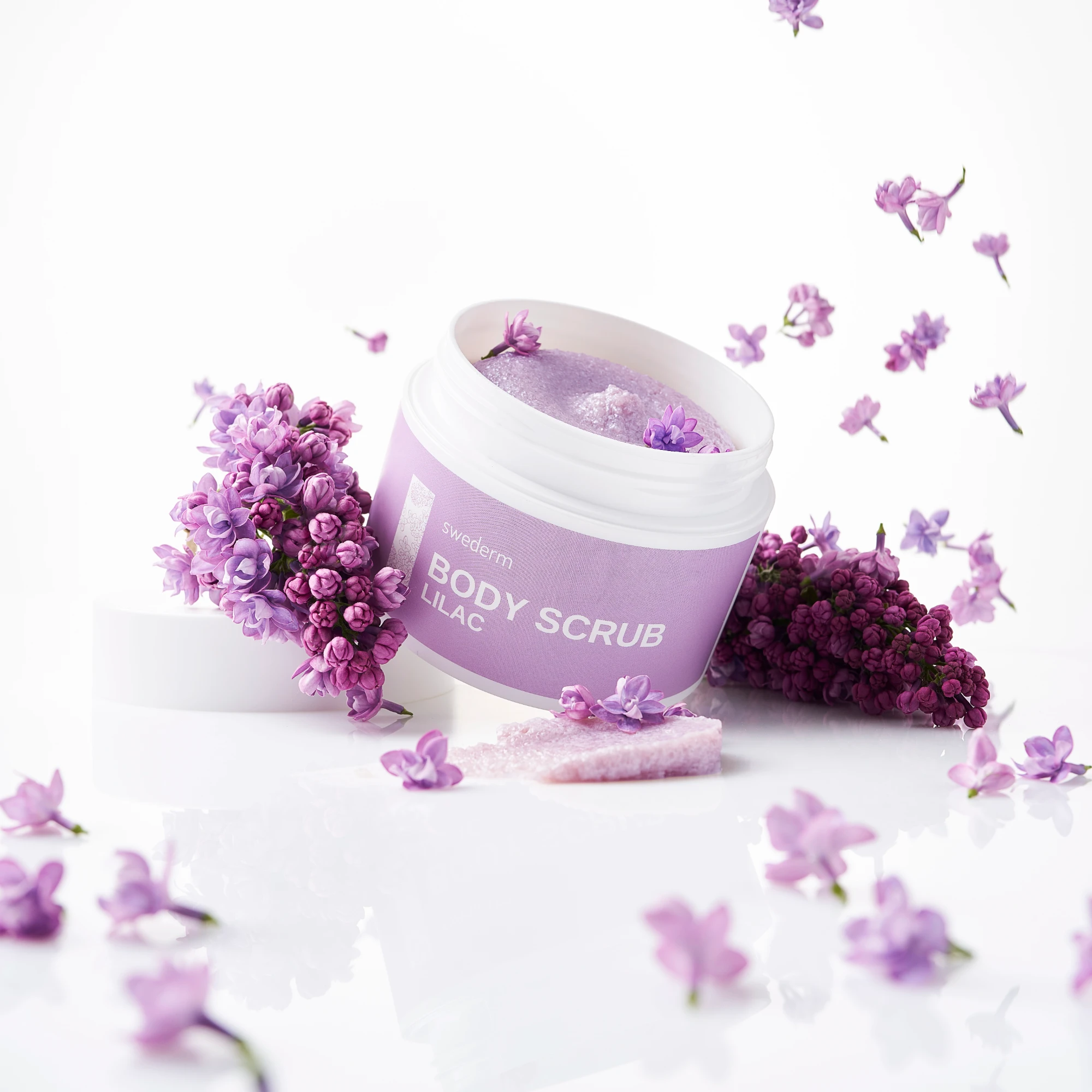 Swederm Body Scrub Lilac cukrowo-solny peeling do ciała z witaminą E o zapachu bzu, 275 g