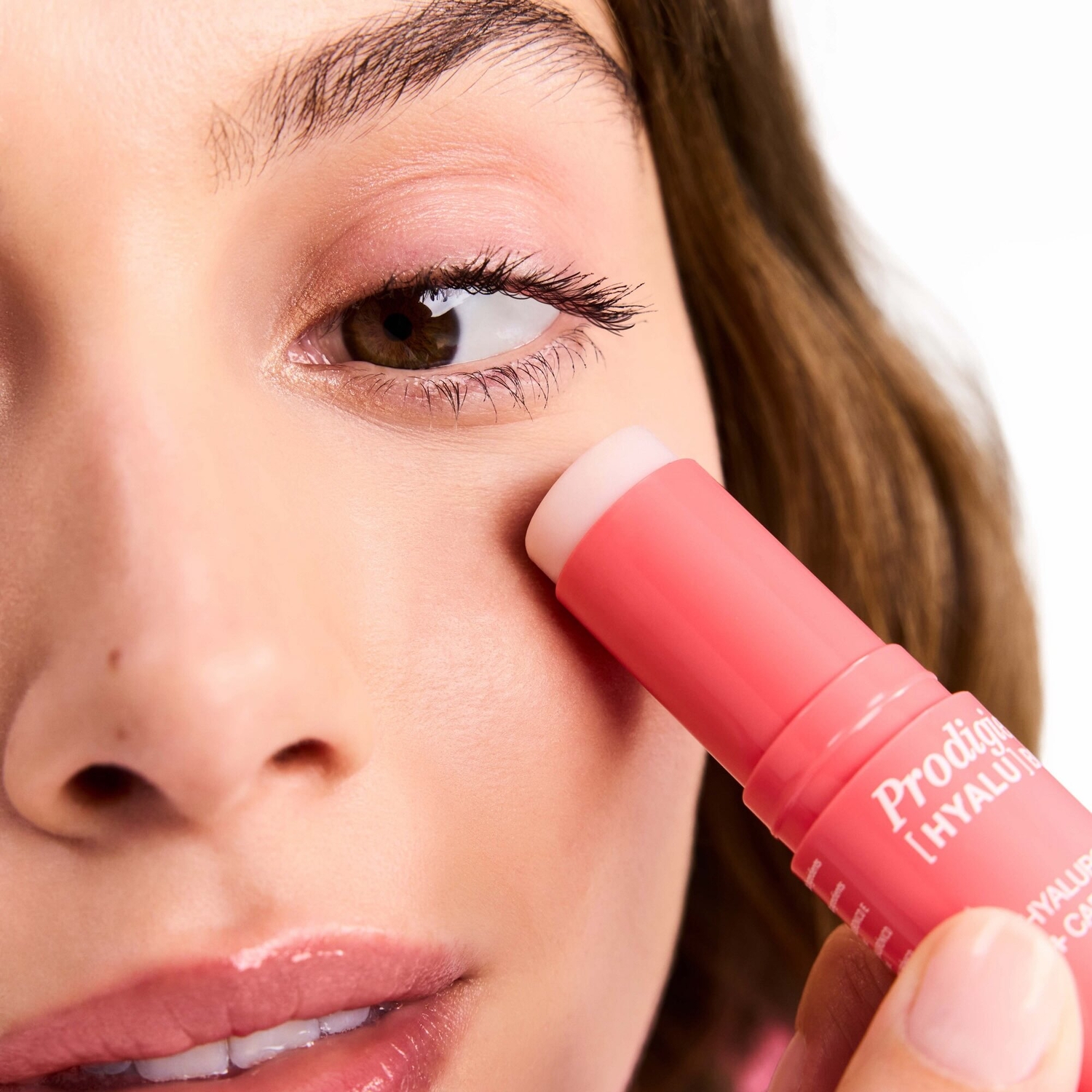 Nuxe Prodigieuse Hyalu Boost, Nawilżający sztyft rewitalizujący pod oczy, 30 ml