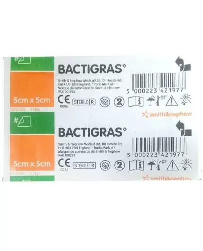 Bactigras opatrunek gazowy nasączony parafiną i chlorheksydyną 5cm x 5cm 1 sztuka zdjęcie