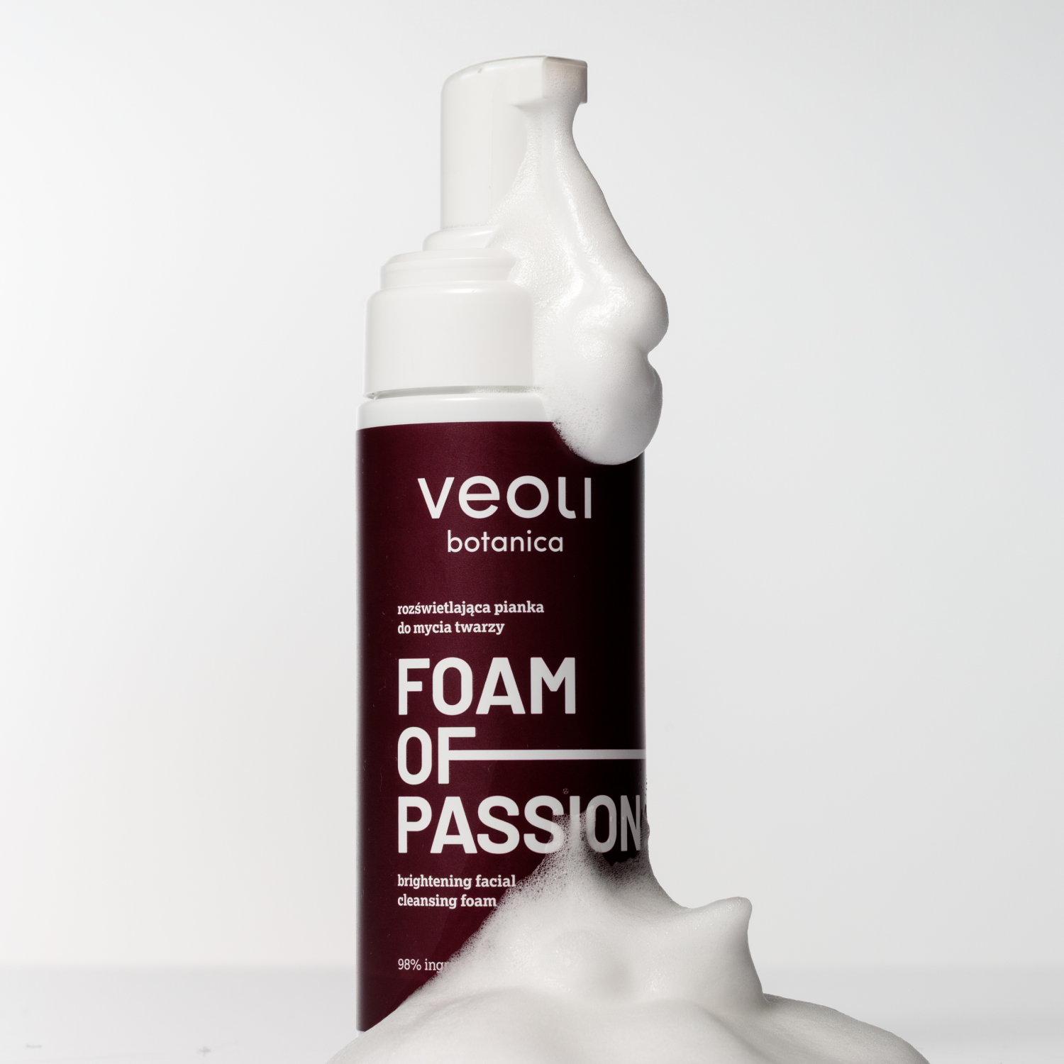 Veoli Botanica Foam Of Passion Rozświetlajca pianka do mycia twarzy, 150 ml