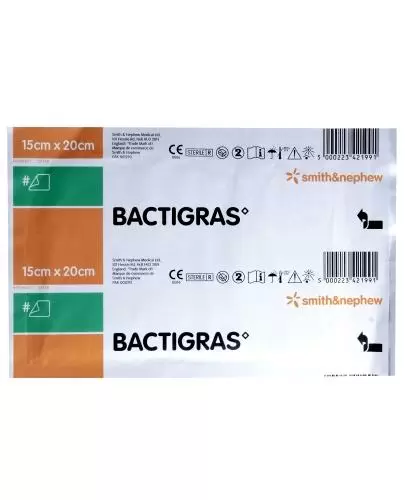 Bactigras opatrunek gazowy nasączony parafiną i chlorheksydyną 15cm x 20cm 1 sztuka zdjęcie