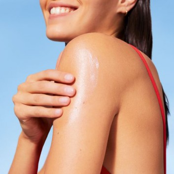 NUXE Sun Mleczko do opalania twarzy i ciała (tuba) SPF50, 150 ml 