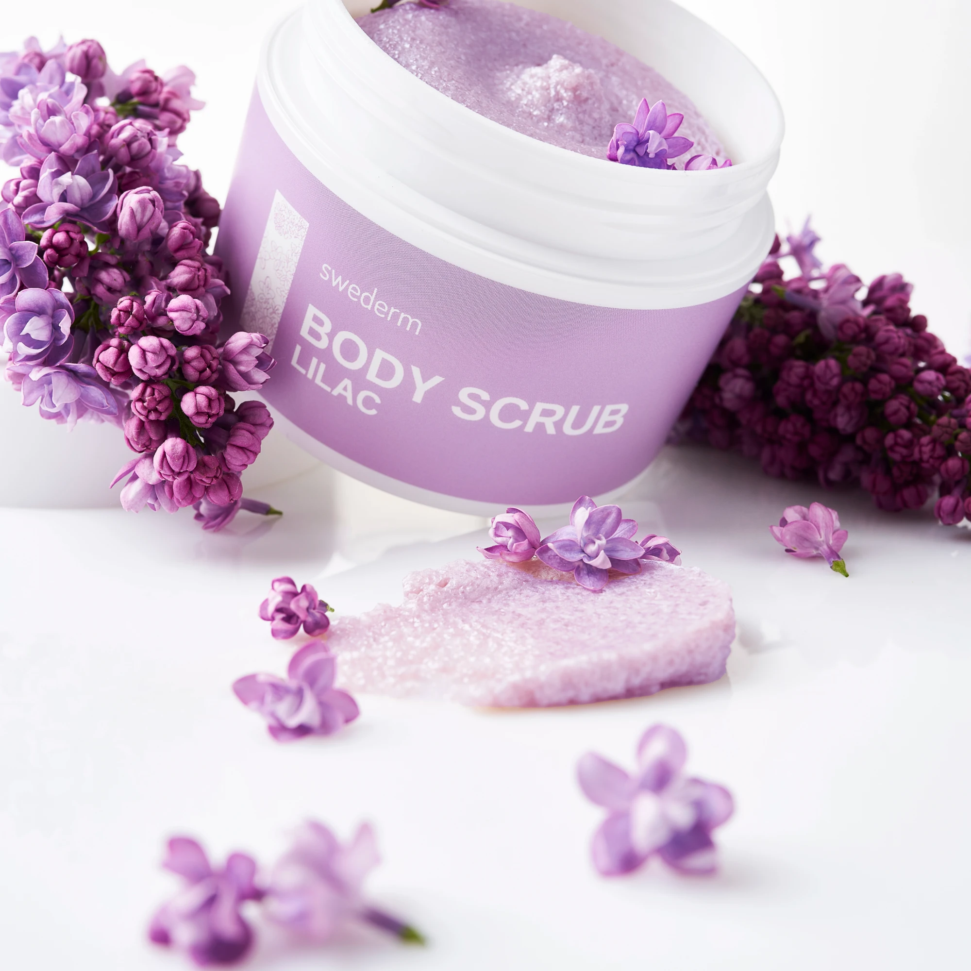 Swederm Body Scrub Lilac cukrowo-solny peeling do ciała z witaminą E o zapachu bzu, 275 g